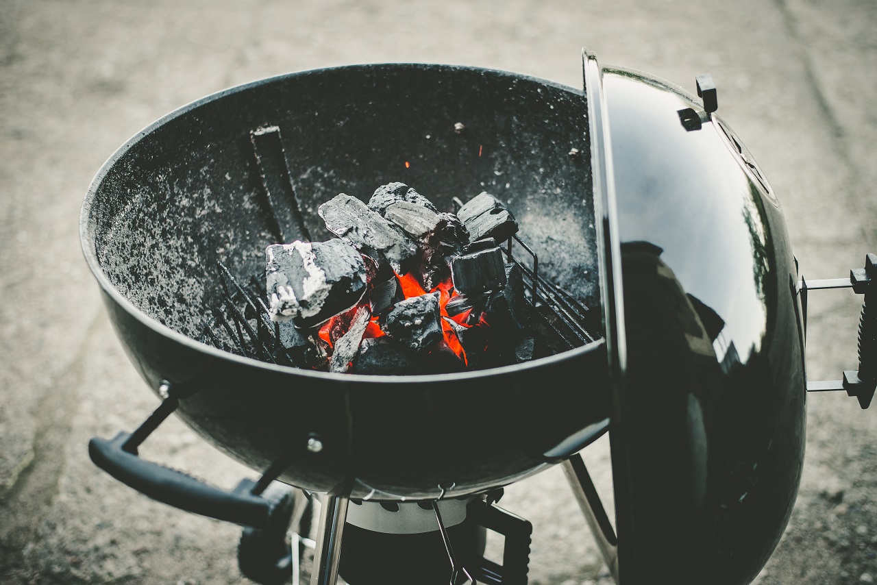 Barbecue-grill.-Charcoal-grill