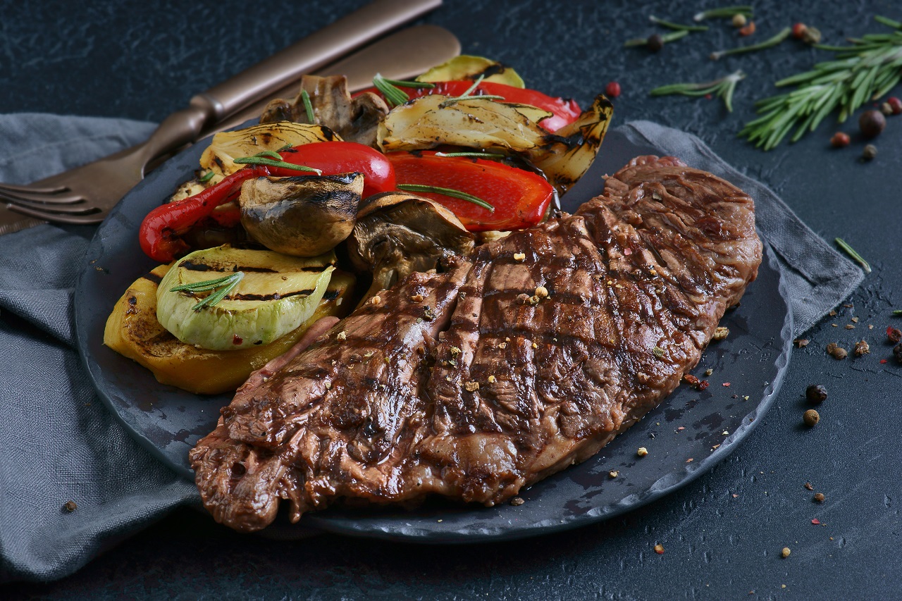 skirt-steak-with-grilled-vegetables